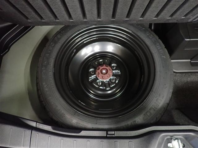 エスクァイア ハイブリッドＧｉ　プレミアムパッケージ　フルセグ　メモリーナビ　ＤＶＤ再生　後席モニター　バックカメラ　衝突被害軽減システム　ＥＴＣ　ドラレコ　両側電動スライド　ＬＥＤヘッドランプ　乗車定員７人　３列シート　記録簿（8枚目）