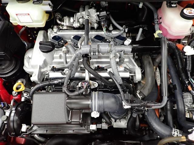 アクア Ｓ　フルセグ　メモリーナビ　ＤＶＤ再生　バックカメラ　衝突被害軽減システム　ＥＴＣ　ドラレコ　ＬＥＤヘッドランプ　記録簿（6枚目）