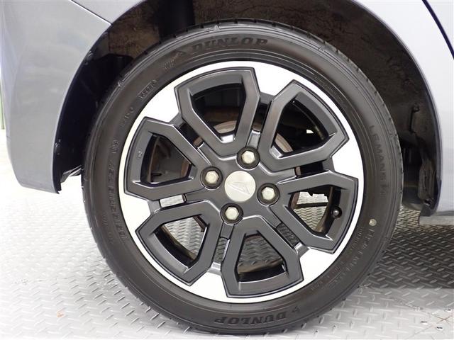 �������h���X�A�b�v���Ă���鏃���A���~�z�C�[��