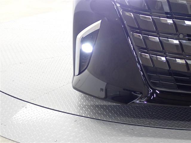 アルファードハイブリッド Z 革シート サンルーフ 4WD フルセグ メモリーナビ ミュージックプレイヤー接続可 後席モニター バックカメラ 衝突被害軽減システム ETC 両側電動スライド LEDヘッドランプ 乗車定員7人 記録簿(11枚目)