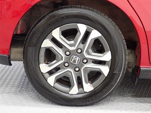 フリード クロスター・ホンダセンシング　ＤＶＤ再生　バックカメラ　衝突被害軽減システム　ＥＴＣ　両側電動スライド　ＬＥＤヘッドランプ　ウオークスルー　乗車定員６人　３列シート　アイドリングストップ（6枚目）