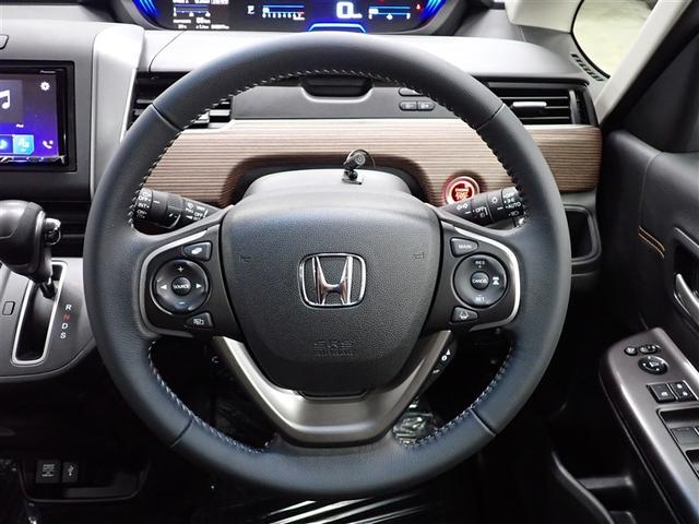 フリード クロスター・ホンダセンシング　ＤＶＤ再生　バックカメラ　衝突被害軽減システム　ＥＴＣ　両側電動スライド　ＬＥＤヘッドランプ　ウオークスルー　乗車定員６人　３列シート　アイドリングストップ（22枚目）