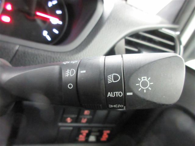 ヴォクシー ＺＳ　煌ＩＩＩ　フルセグ　メモリーナビ　ＤＶＤ再生　バックカメラ　衝突被害軽減システム　ＥＴＣ　両側電動スライド　ＬＥＤヘッドランプ　ウオークスルー　乗車定員７人　３列シート　記録簿　アイドリングストップ（25枚目）