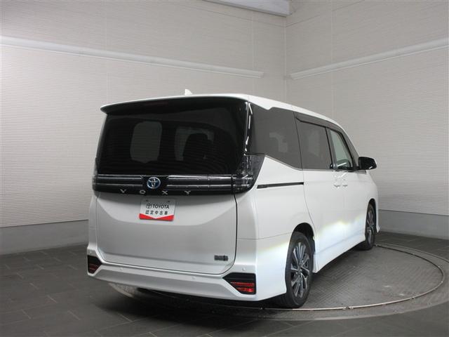 ヴォクシー ハイブリッドＳ－Ｚ　フルセグ　メモリーナビ　バックカメラ　衝突被害軽減システム　ＥＴＣ　ドラレコ　両側電動スライド　ＬＥＤヘッドランプ　乗車定員７人　３列シート（3枚目）