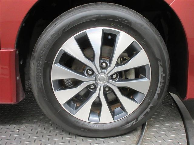 セレナ ハイウェイスター　Ｖセレクション　フルセグ　メモリーナビ　ＤＶＤ再生　後席モニター　バックカメラ　衝突被害軽減システム　ＥＴＣ　両側電動スライド　ＬＥＤヘッドランプ　ウオークスルー　乗車定員８人　３列シート　アイドリングストップ（6枚目）