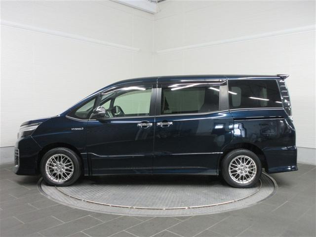 ヴォクシー ＺＳ　キラメキ２　フルセグ　メモリーナビ　ＤＶＤ再生　バックカメラ　衝突被害軽減システム　ＥＴＣ　ドラレコ　両側電動スライド　ＬＥＤヘッドランプ　ウオークスルー　乗車定員７人　３列シート（3枚目）