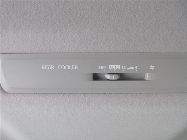 ヴォクシー ＺＳ　キラメキ２　フルセグ　メモリーナビ　ＤＶＤ再生　バックカメラ　衝突被害軽減システム　ＥＴＣ　ドラレコ　両側電動スライド　ＬＥＤヘッドランプ　ウオークスルー　乗車定員７人　３列シート（28枚目）