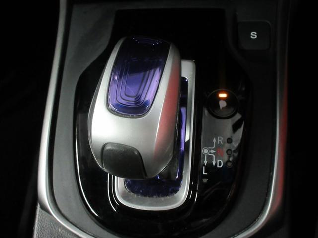 グレイス ハイブリッドＥＸ　フルセグ　メモリーナビ　ＤＶＤ再生　バックカメラ　衝突被害軽減システム　ＥＴＣ　ドラレコ　ＬＥＤヘッドランプ　フルエアロ　記録簿（19枚目）