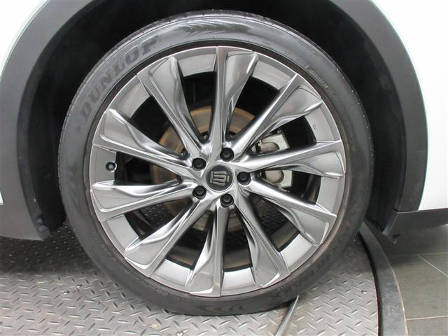 クラウンクロスオーバー Gアドバンスド・レザーパッケージ 4WD フルセグ バックカメラ 衝突被害軽減システム ETC LEDヘッドランプ 記録簿(6枚目)