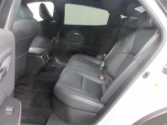 クラウンクロスオーバー Gアドバンスド・レザーパッケージ 4WD フルセグ バックカメラ 衝突被害軽減システム ETC LEDヘッドランプ 記録簿(36枚目)