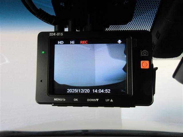 ハリアー プレミアム　メタル　アンド　レザーパッケージ　フルセグ　メモリーナビ　ＤＶＤ再生　後席モニター　バックカメラ　衝突被害軽減システム　ＥＴＣ　ドラレコ　ＬＥＤヘッドランプ　記録簿　アイドリングストップ（27枚目）