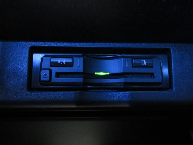 ハリアー プレミアム　メタル　アンド　レザーパッケージ　フルセグ　メモリーナビ　ＤＶＤ再生　後席モニター　バックカメラ　衝突被害軽減システム　ＥＴＣ　ドラレコ　ＬＥＤヘッドランプ　記録簿　アイドリングストップ（29枚目）