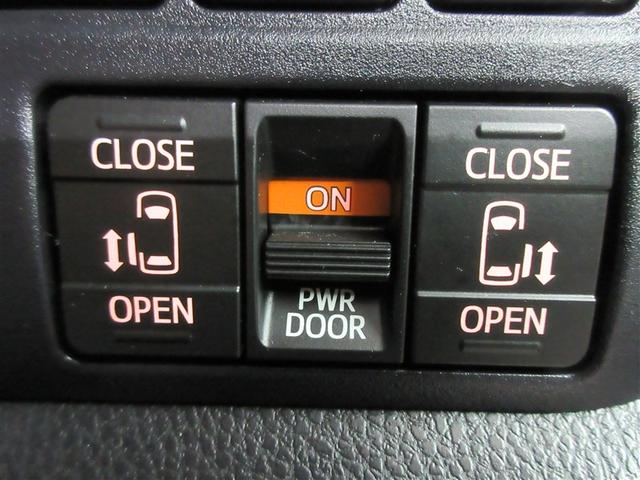 ヴォクシー ハイブリッドＺＳ　煌ＩＩＩ　フルセグ　メモリーナビ　ＤＶＤ再生　後席モニター　バックカメラ　衝突被害軽減システム　ＥＴＣ　ドラレコ　両側電動スライド　ＬＥＤヘッドランプ　乗車定員７人　３列シート　記録簿（19枚目）