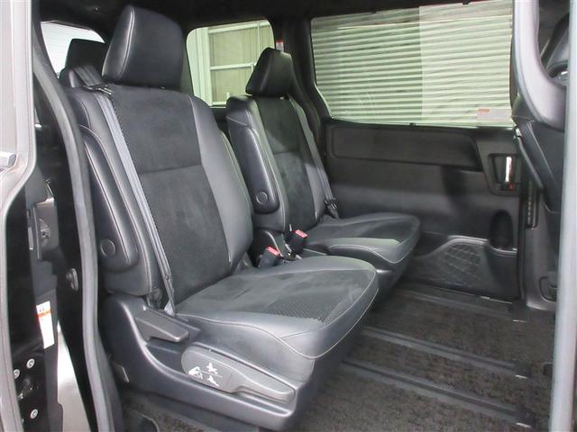 ヴォクシー ハイブリッドＺＳ　煌ＩＩＩ　フルセグ　メモリーナビ　ＤＶＤ再生　後席モニター　バックカメラ　衝突被害軽減システム　ＥＴＣ　ドラレコ　両側電動スライド　ＬＥＤヘッドランプ　乗車定員７人　３列シート　記録簿（32枚目）