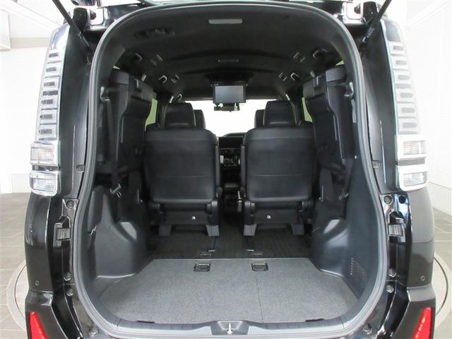 ヴォクシー ハイブリッドＺＳ　煌ＩＩＩ　フルセグ　メモリーナビ　ＤＶＤ再生　後席モニター　バックカメラ　衝突被害軽減システム　ＥＴＣ　ドラレコ　両側電動スライド　ＬＥＤヘッドランプ　乗車定員７人　３列シート　記録簿（36枚目）