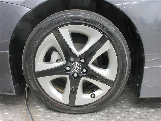 プリウス Ｓツーリングセレクション　フルセグ　メモリーナビ　ＤＶＤ再生　バックカメラ　衝突被害軽減システム　ＥＴＣ　ドラレコ　ＬＥＤヘッドランプ　フルエアロ　記録簿（6枚目）