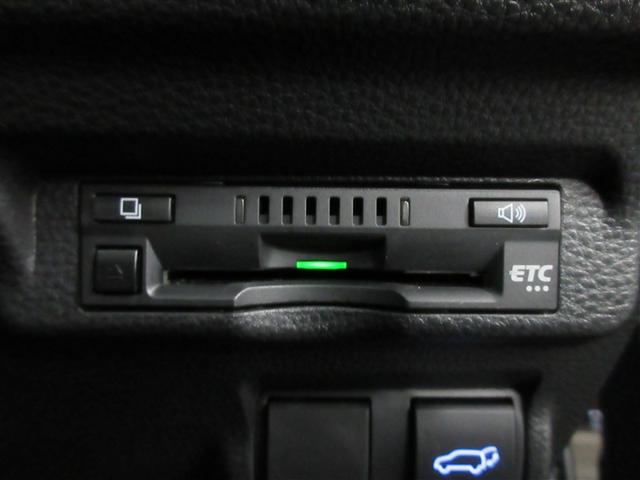 カローラクロス ハイブリッド　Ｚ　サンルーフ　バックカメラ　衝突被害軽減システム　ＥＴＣ　ＬＥＤヘッドランプ　記録簿（21枚目）