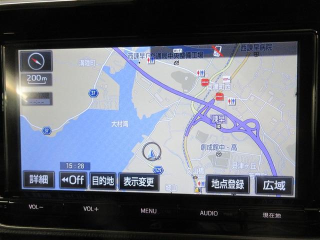 ヴォクシー ＺＳ　キラメキ２　フルセグ　メモリーナビ　ＤＶＤ再生　後席モニター　バックカメラ　衝突被害軽減システム　ＥＴＣ　両側電動スライド　ＬＥＤヘッドランプ　ウオークスルー　乗車定員７人　３列シート（11枚目）