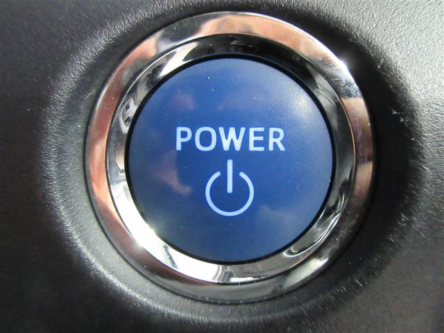 ヴォクシー ＺＳ　キラメキ２　フルセグ　メモリーナビ　ＤＶＤ再生　後席モニター　バックカメラ　衝突被害軽減システム　ＥＴＣ　両側電動スライド　ＬＥＤヘッドランプ　ウオークスルー　乗車定員７人　３列シート（18枚目）