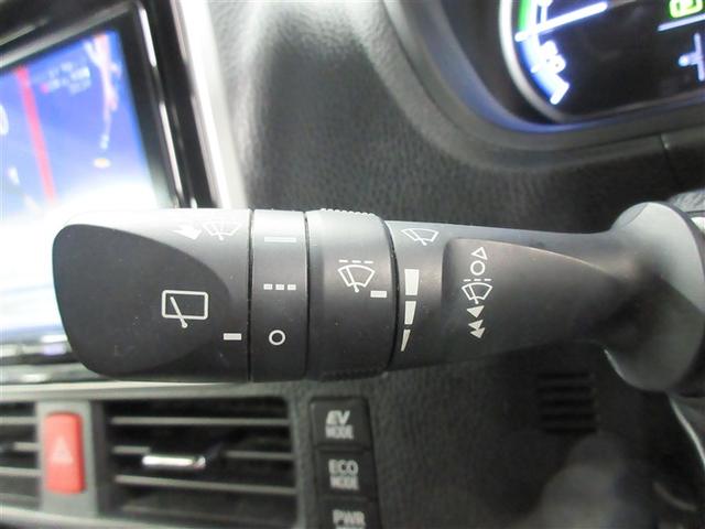 ヴォクシー ＺＳ　キラメキ２　フルセグ　メモリーナビ　ＤＶＤ再生　後席モニター　バックカメラ　衝突被害軽減システム　ＥＴＣ　両側電動スライド　ＬＥＤヘッドランプ　ウオークスルー　乗車定員７人　３列シート（23枚目）