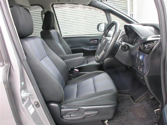 ヴォクシー ＺＳ　キラメキ２　フルセグ　メモリーナビ　ＤＶＤ再生　後席モニター　バックカメラ　衝突被害軽減システム　ＥＴＣ　両側電動スライド　ＬＥＤヘッドランプ　ウオークスルー　乗車定員７人　３列シート（29枚目）