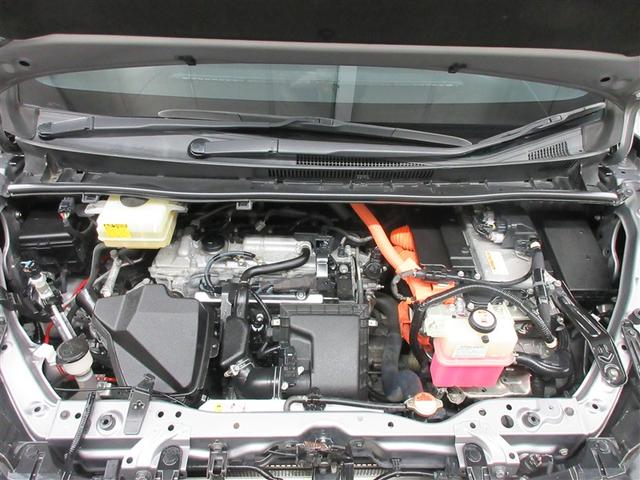 ヴォクシー ＺＳ　キラメキ２　フルセグ　メモリーナビ　ＤＶＤ再生　後席モニター　バックカメラ　衝突被害軽減システム　ＥＴＣ　両側電動スライド　ＬＥＤヘッドランプ　ウオークスルー　乗車定員７人　３列シート（39枚目）