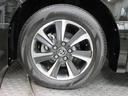 純正アルミホイール。とても精度が高く、走行安定性、デザイン性ともに優れてます。安心してお乗り頂けます。