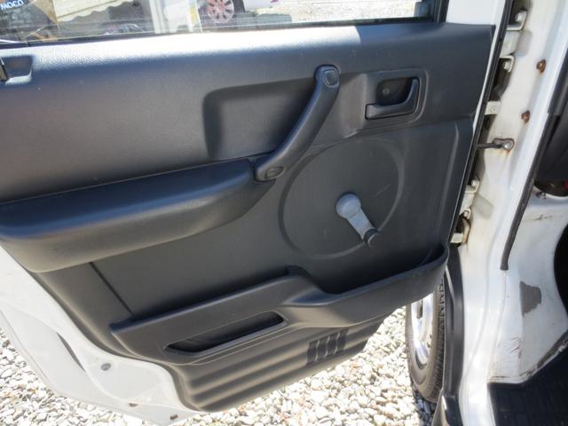 キャリイトラック KC 軽トラック MT エアコン パワーステアリング 運転席エアバッグ CD MD(12枚目)