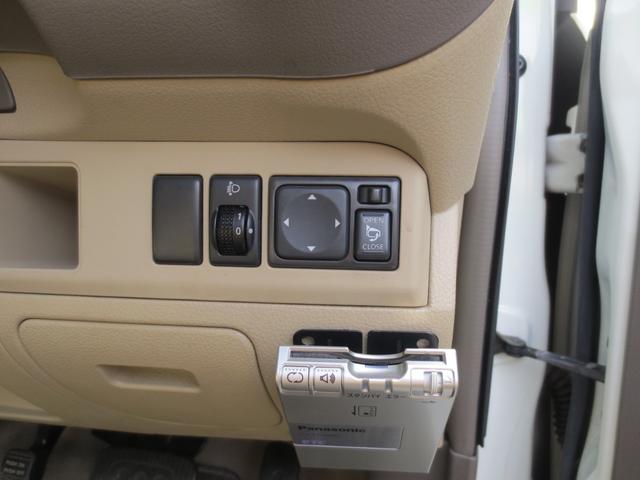 ノート １５Ｇ　ドライブレコーダー　ＥＴＣ　ＴＶ　アルミホイール　オートライト　スマートキー　ＣＶＴ　盗難防止システム　衝突安全ボディ　ＡＢＳ　ＣＤ　ＤＶＤ再生　エアコン　パワーステアリング　パワーウィンドウ（8枚目）