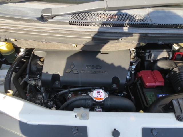 デリカD:5 D パワーパッケージ 4WD ETC バックカメラ TV オートクルーズコントロール 両側電動スライドドア オートライト HID スマートキー 電動格納ミラー シートヒーター 3列シート フルフラット AT アルミホイール(20枚目)