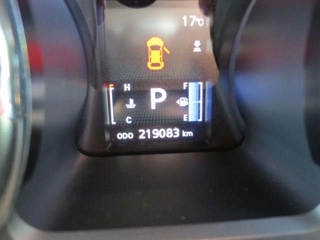 デリカD:5 D パワーパッケージ 4WD ETC バックカメラ TV オートクルーズコントロール 両側電動スライドドア オートライト HID スマートキー 電動格納ミラー シートヒーター 3列シート フルフラット AT アルミホイール(23枚目)