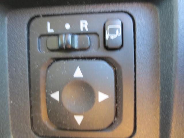 デリカD:5 D パワーパッケージ 4WD ETC バックカメラ TV オートクルーズコントロール 両側電動スライドドア オートライト HID スマートキー 電動格納ミラー シートヒーター 3列シート フルフラット AT アルミホイール(38枚目)