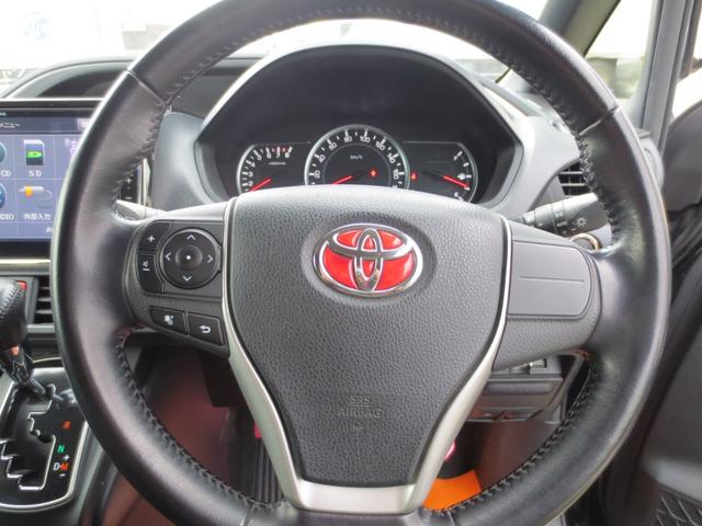 ヴォクシー ＺＳ　煌　ＥＴＣ　バックカメラ　ＴＶ　衝突被害軽減システム　両側電動スライドドア　ＬＥＤヘッドランプ　スマートキー　アイドリングストップ　電動格納ミラー　後席モニター　３列シート　ウォークスルー　ＣＶＴ（3枚目）