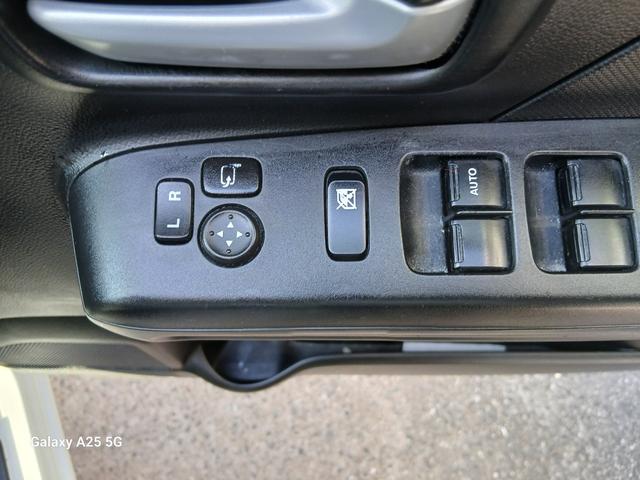 ワゴンＲ ハイブリッドＦＸ　リミテッド　社外ナビＴＶ　バックカメラ　プシュスタート　　ＥＴＣ　スマートキー２個（6枚目）