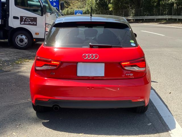Ａ１スポーツバック １．０ＴＦＳＩ　／ターボ／純正メモリーナビ／Ｂｌｕｅｔｏｏｔｈ／デジタルルームミラー／ドライブレコーダー／Ｓトロニック／ＬＥＤライト／純正１５ｉｎｃｈアルミホイール（5枚目）