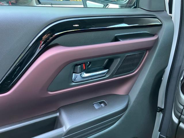 スペーシアカスタム ハイブリッドＸＳ　ヘッドアップディスプレイ／１５インチアルミホイール／両側電動スライドドア／プッシュスタート／スマートキー２個／シートヒーター／車検令和１０年９月（26枚目）