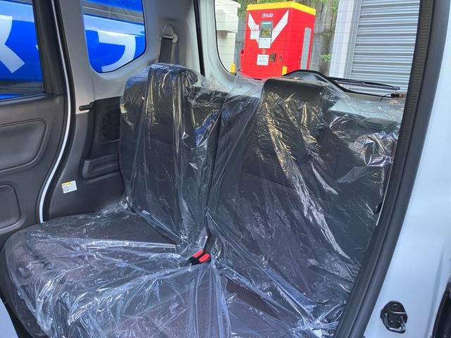 スペーシアカスタム ハイブリッドＸＳ　ヘッドアップディスプレイ／１５インチアルミホイール／両側電動スライドドア／プッシュスタート／スマートキー２個／シートヒーター／車検令和１０年９月（27枚目）