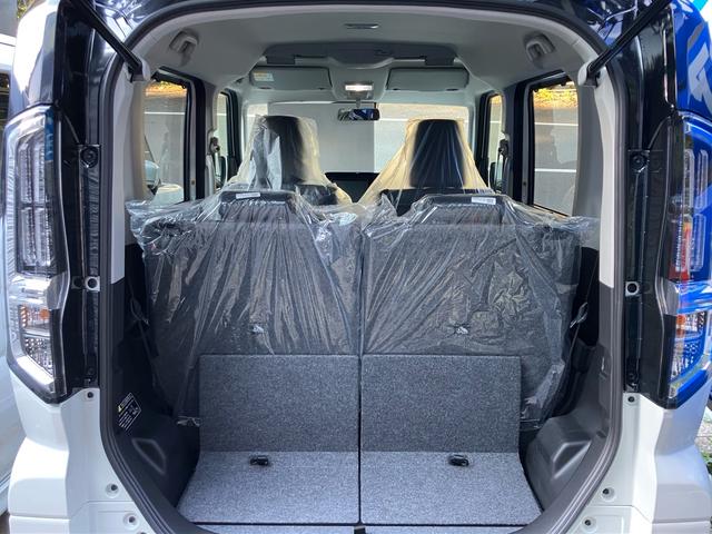 スペーシアカスタム ハイブリッドＸＳ　ヘッドアップディスプレイ／１５インチアルミホイール／両側電動スライドドア／プッシュスタート／スマートキー２個／シートヒーター／車検令和１０年９月（30枚目）