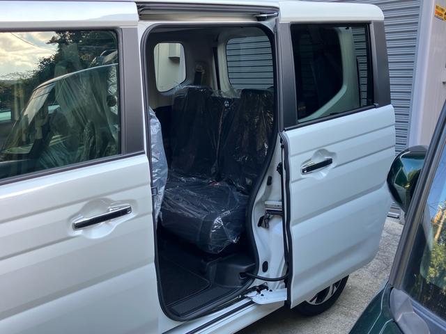 スペーシアカスタム ハイブリッドＸＳ　ヘッドアップディスプレイ／シートヒーター／両側電動スライドドア／スマートキー２個／１５インチアルミホイール／車検令和１０年９月（32枚目）