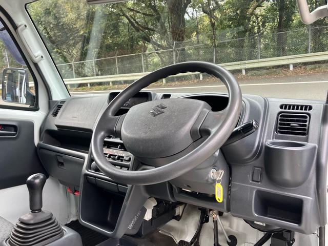 キャリイトラック ＫＣエアコン・パワステ　エアコン／パワーステアリング／運転席助手席エアバッグ／マニュアル５速／三方開／車検令和１０年１月（9枚目）