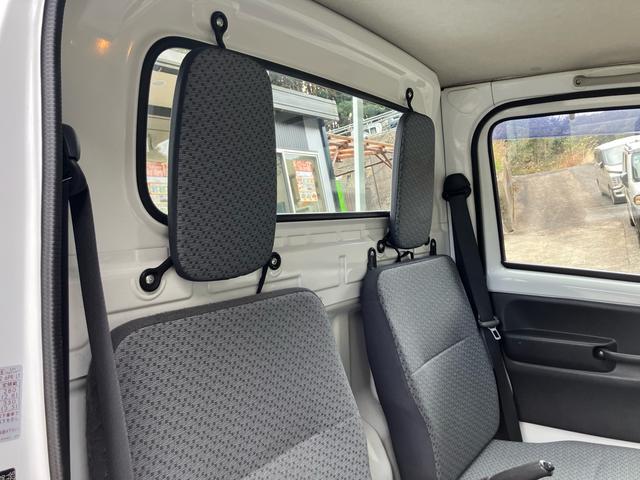 キャリイトラック ＫＣエアコン・パワステ　エアコン／パワーステアリング／運転席助手席エアバッグ／マニュアル５速／三方開／車検令和１０年１月（10枚目）