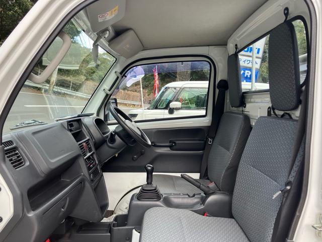 キャリイトラック ＫＣエアコン・パワステ　エアコン／パワーステアリング／運転席助手席エアバッグ／マニュアル５速／三方開／車検令和１０年１月（15枚目）
