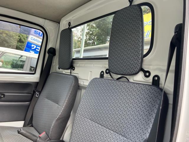 キャリイトラック ＫＣエアコン・パワステ　エアコン／パワーステアリング／運転席助手席エアバッグ／マニュアル５速／三方開／車検令和１０年１月（16枚目）