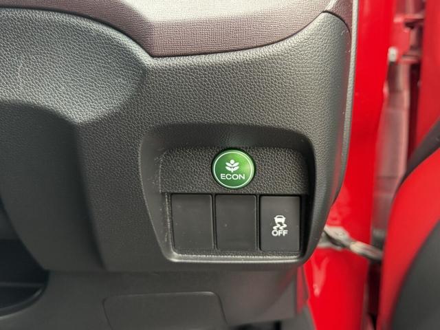 Ｎ－ＯＮＥ プレミアム・Ｌパッケージ　ナビ・ワンセグＴＶ　ＥＴＣ　バックカメラ　スマートキー　アイドリングストップ　ディスプレイオーディオ　アルミホイール　ＨＩＤヘッドランプ　ＣＤ・ＤＶＤ再生（31枚目）