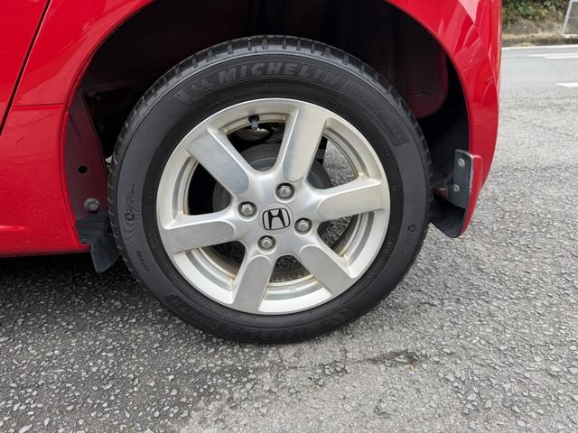 Ｎ－ＯＮＥ プレミアム・Ｌパッケージ　ナビ・ワンセグＴＶ　ＥＴＣ　バックカメラ　スマートキー　アイドリングストップ　ディスプレイオーディオ　アルミホイール　ＨＩＤヘッドランプ　ＣＤ・ＤＶＤ再生（39枚目）