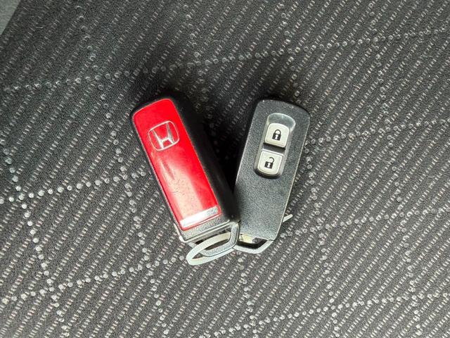 Ｎ－ＯＮＥ プレミアム・Ｌパッケージ　ナビ・ワンセグＴＶ　ＥＴＣ　バックカメラ　スマートキー　アイドリングストップ　ディスプレイオーディオ　アルミホイール　ＨＩＤヘッドランプ　ＣＤ・ＤＶＤ再生（41枚目）