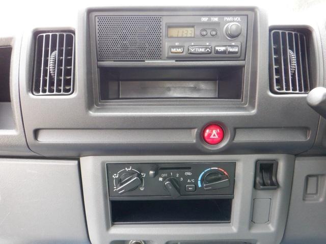 ミニキャブトラック Ｖタイプ　エアコン　点検記録簿　三方開　マニュアル５速（10枚目）