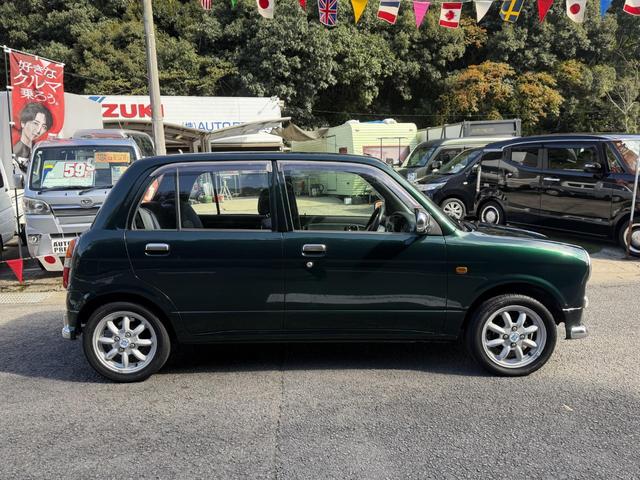 ミラジーノ ミニライトスペシャル　アルミホイール／ＣＤ再生／ミュージックプレイヤー接続／エアコン／パワーステアリング／パワーウィンドウ／車検整備付き（9枚目）