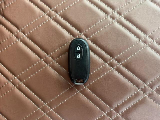 アルトラパンショコラ X ナビ・ワンセグTV/CD・DVD再生/スマートキー/アルミホイール/HIDヘッドランプ/ミュージックプレイヤー接続/点検記録簿(31枚目)