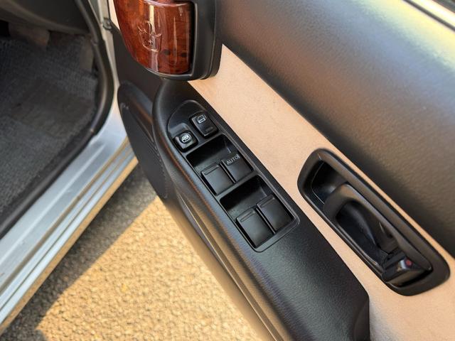 マーチ ボレロ 4WD/エアコン/バックカメラ/Bluetooth接続/ETC/キーレスエントリー/フロントフォグランプ/点検記録簿(29枚目)